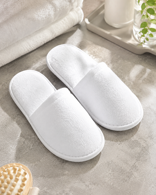 Chaussons Jetables pour Airbnb & Hôtels – Précommande Livraison Octobre